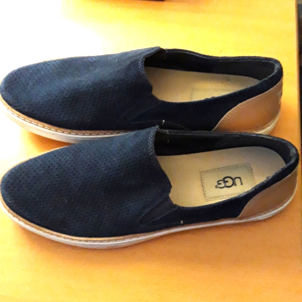Uggs women's Size 7
